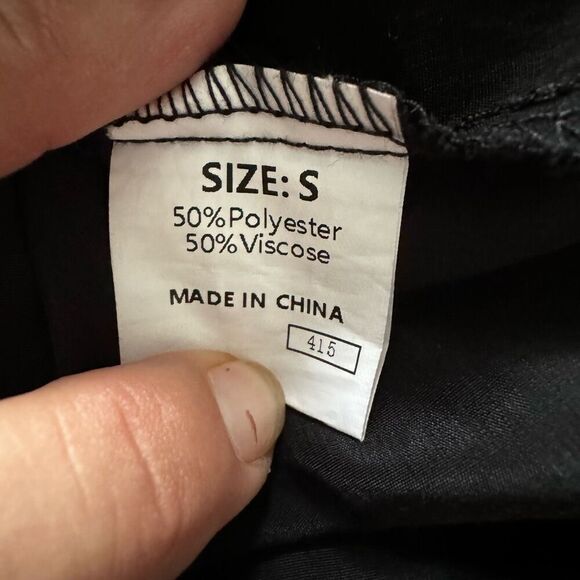 Crotchet Eyelet Cut-Out Bell Sleeve Top Black Size Small - Picture 4 of 4